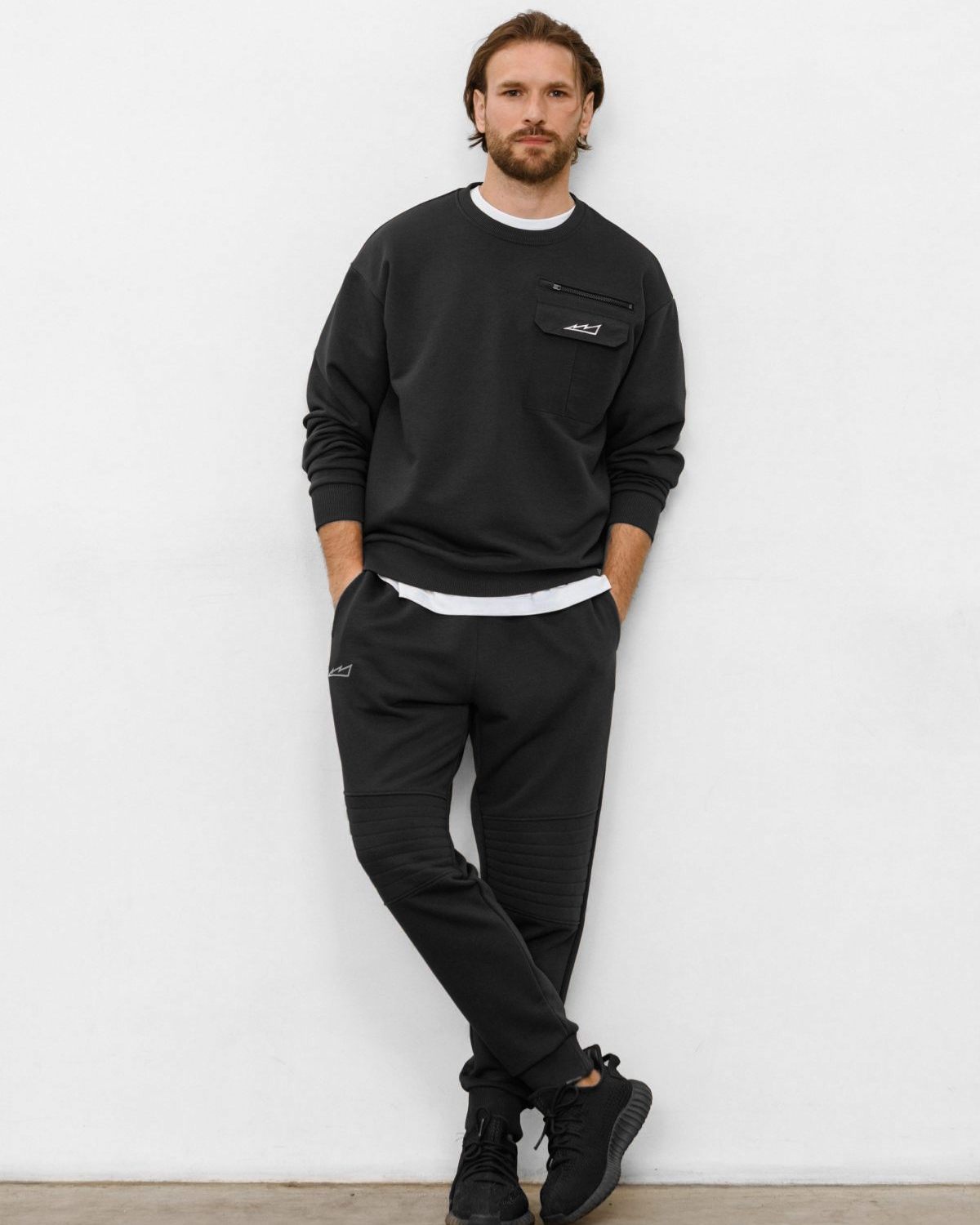 Брюки джоггеры Beige&Grey Nikasport, BG53-M11-DRK/GRY, цвет темно-серый