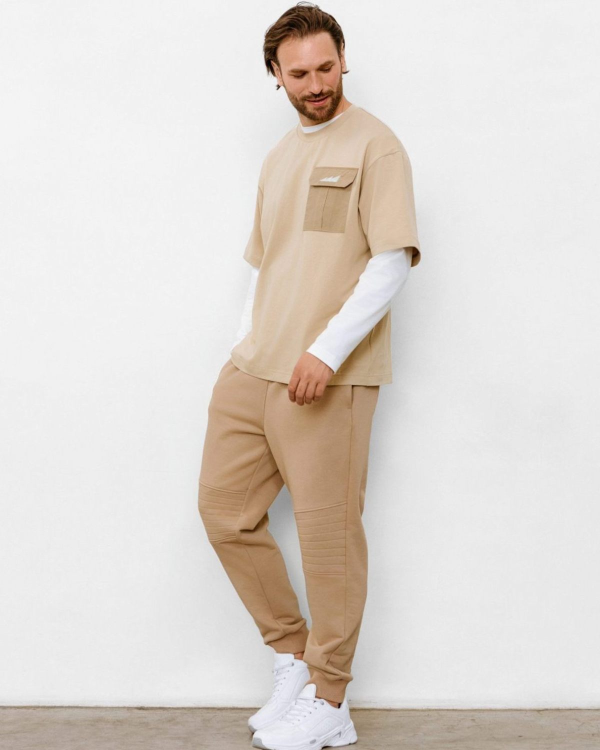 Футболка Oversize c накладным карманом Beige & Grey Nikasport, BG13-M11-BGE, цвет бежевый