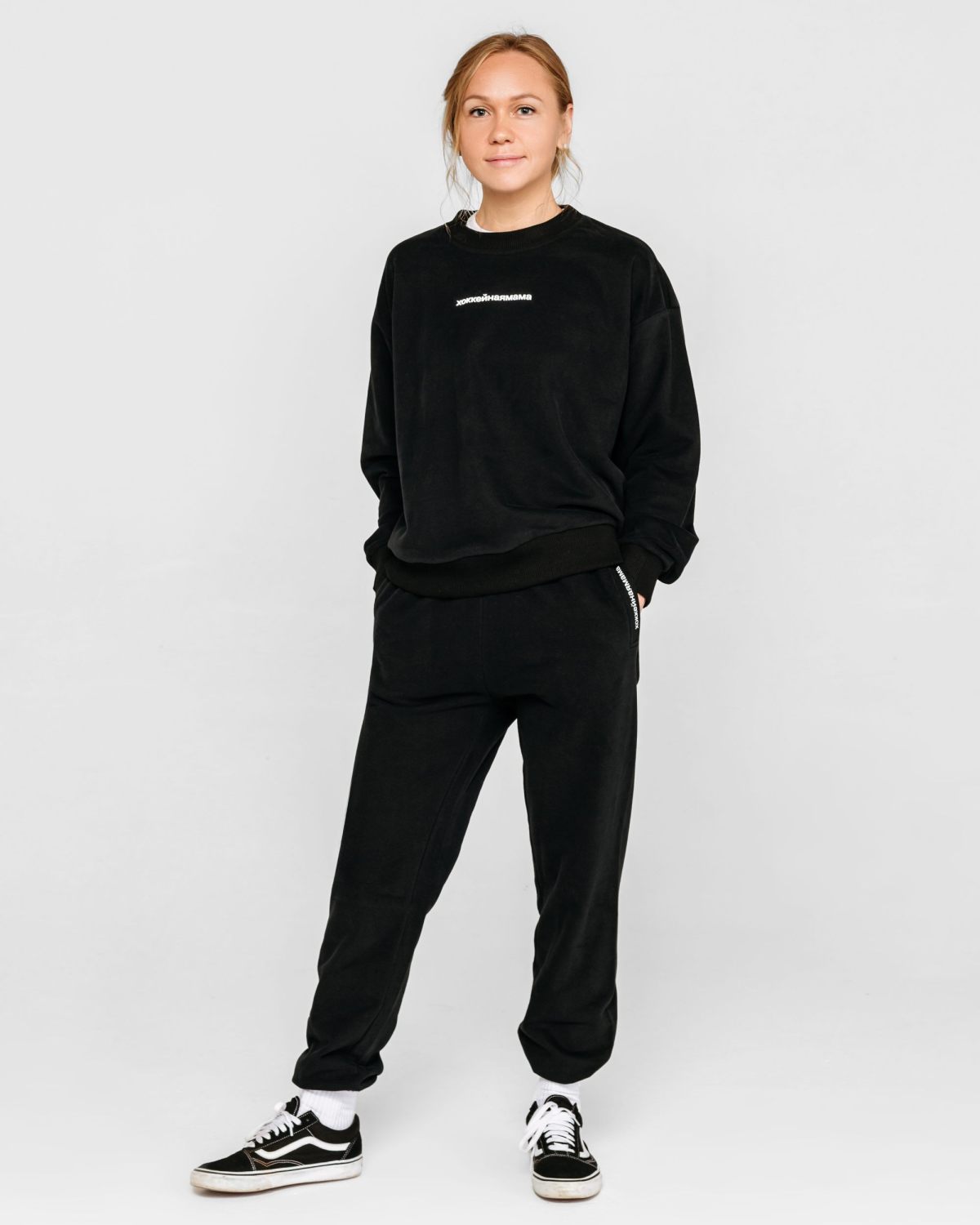 Свитшот Хоккейные мамы Nikasport, HM22-W-BLK, цвет черный