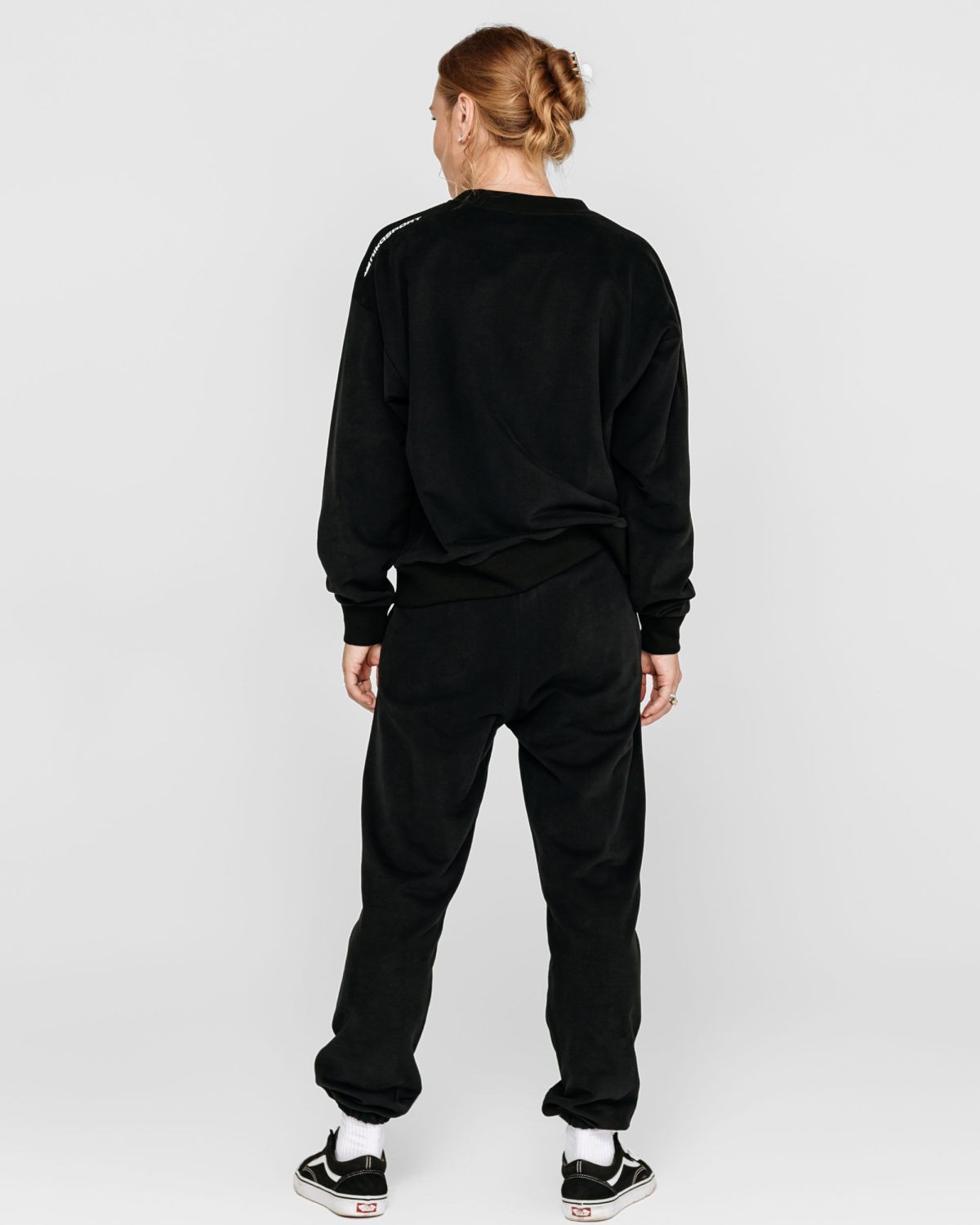 Свитшот Хоккейные мамы Nikasport, HM22-W-BLK, цвет черный