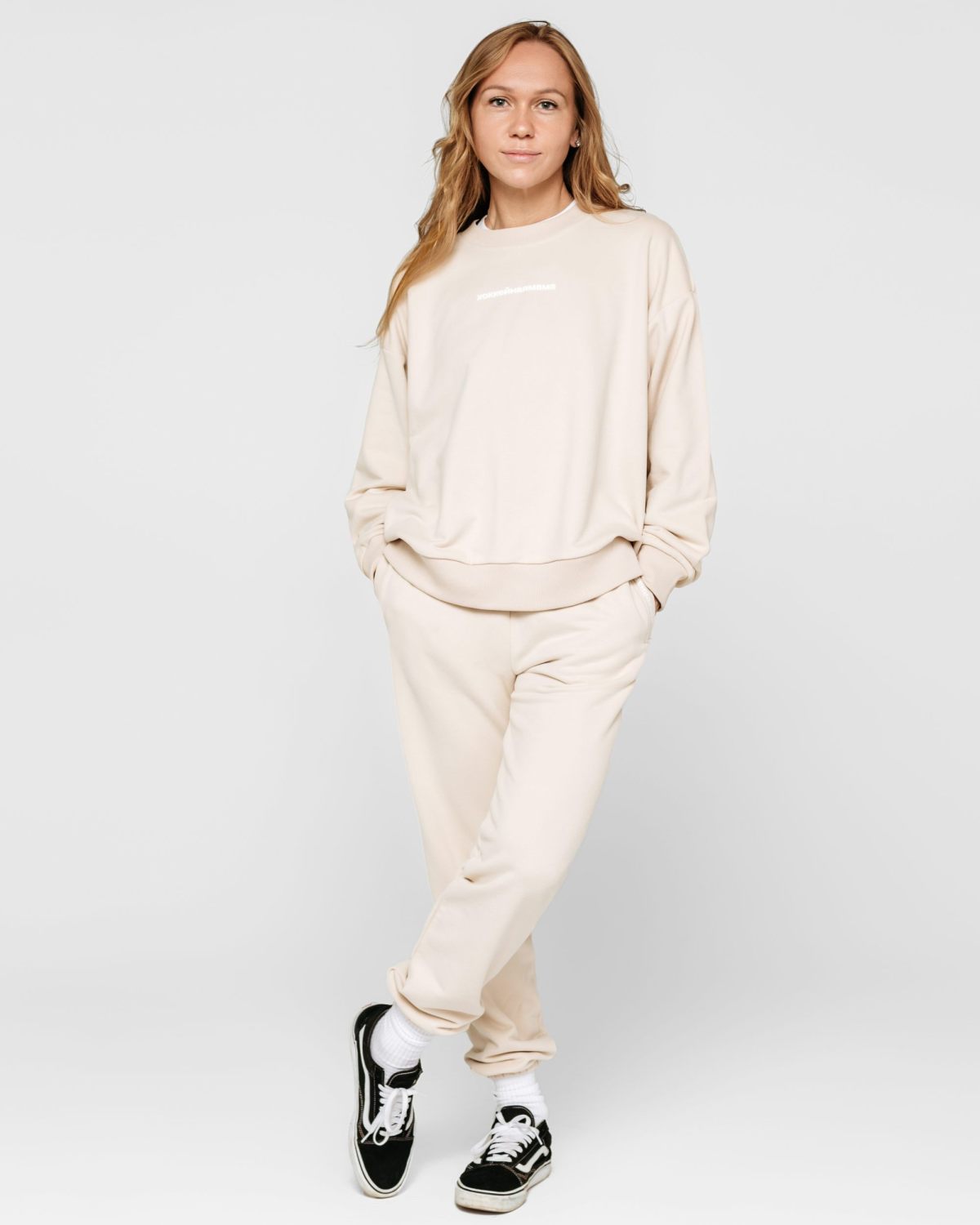 Свитшот Хоккейные мамы Nikasport, HM22-W-LGT/BGE, цвет светло-бежевый