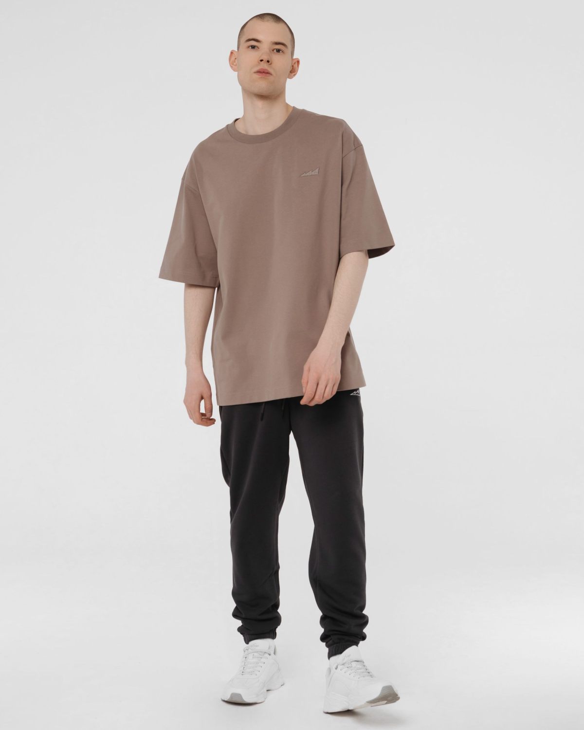 Футболка Oversize из плотного хлопка Classic Nikasport, CL12-M11-COF, цвет кофейный