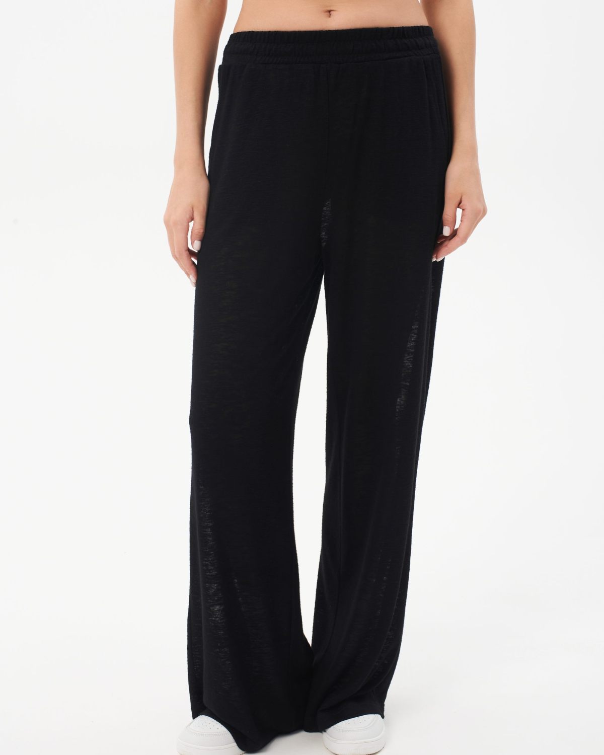 Брюки широкие прозрачные Sweet nature Nikasport, W4SN84-BLK, цвет черный