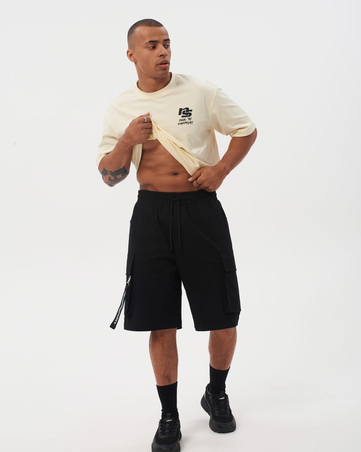 Шорты карго Oversize I’m the art Nikasport, M4ITA94-BLK, цвет черный